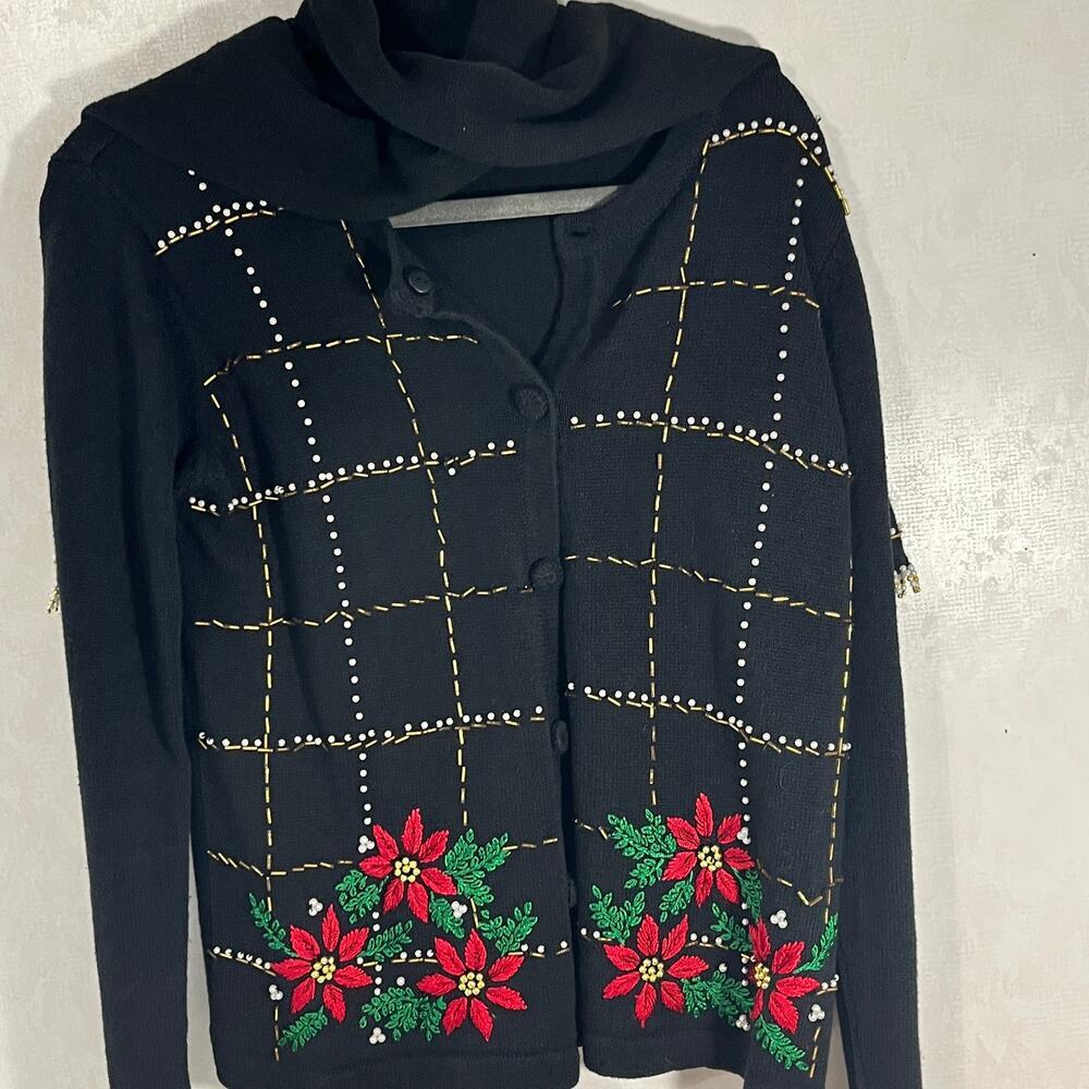 White Stag Button Front Cardigan Sweater Attached Scarf poinsettia Christmas L - Picture 3 of 7